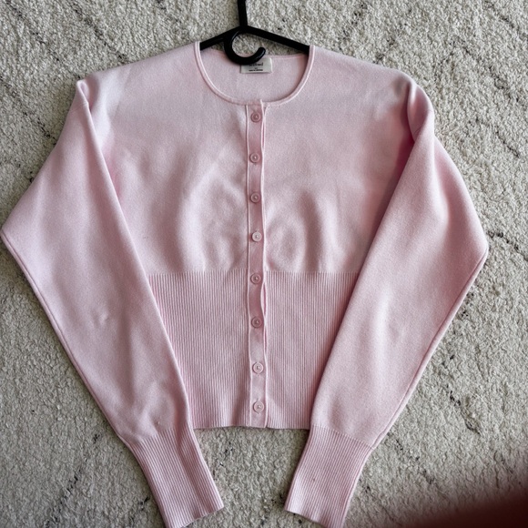 Aritzia Sweaters - Aritzia Pink Button-Up Cropped Cardigan